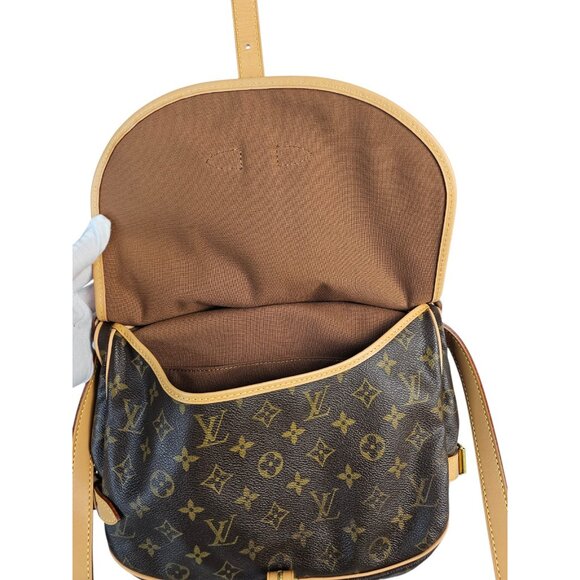 LOUIS VUITTON Saumur 30 Crossbody Shoulder Bag Monogram Leather LV Unisex EUC - Picture 6 of 16